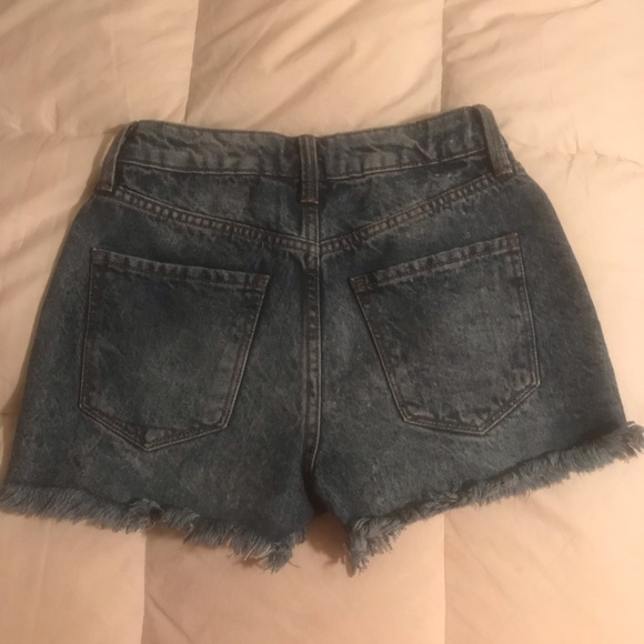 Hi-Rise ARIZONA JEAN CO Shorts - Picture 2 of 7